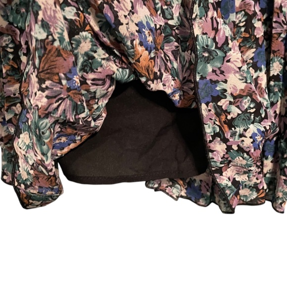 NWT Endless Rose Ruffle Pleated Floral Romper Long Sleeve Sash Belt Size M - Picture 3 of 10